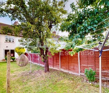 St. James Gardens, HA0, Wembley - Photo 6