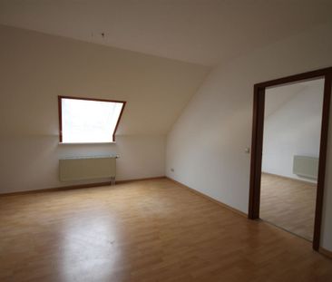 Gemütliches Wohnen unterm Dach - Foto 1