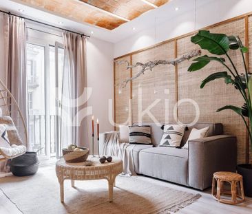 2 bedroom luxury Apartment for rent in Barcelona, Spain - Photo 1