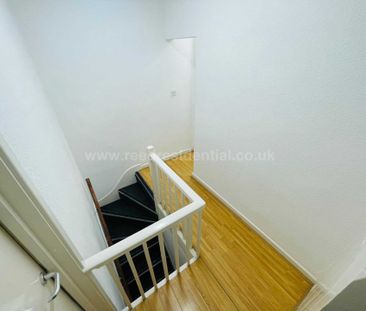 Frederick Grove, Lenton - Photo 2