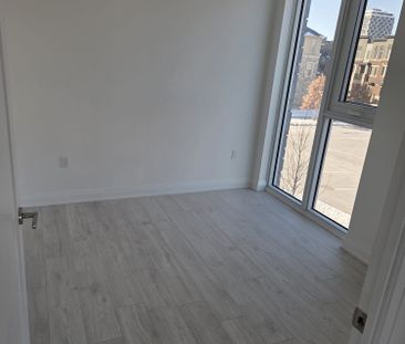 For Lease - 412 Silver Maple Road Unit# 21, Oakville, Ontario - Photo 2