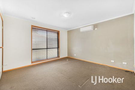 1/7 Sarah Place, Hampton Park VIC - Photo 4