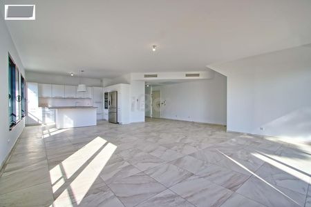 Appartement 4 pièce(s) 3 chambre(s) 137.54 m² - Photo 4