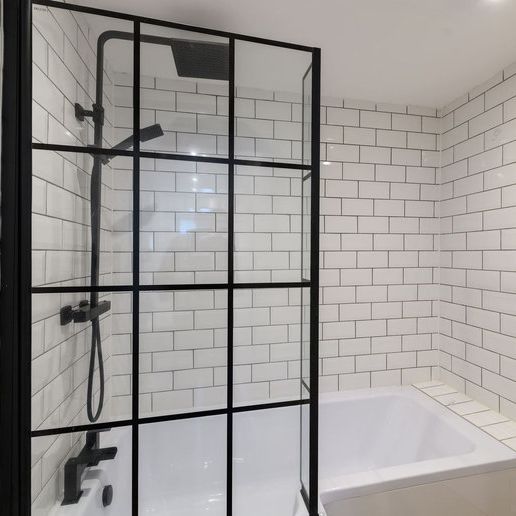 Yew Street - Photo 1