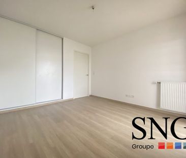 T2 AVEC BALCON ET PARKING - Photo 2