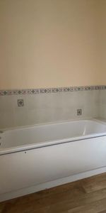 27a Charlemont Street, Moy, BT71 7SL - Photo 3