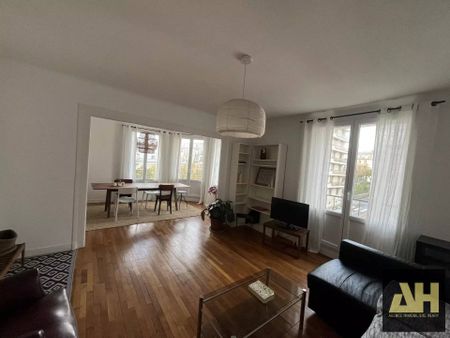 SIAM TRIANGLE D'OR - T4 DE CHARME MEUBLE - DERNIER ETAGE - Photo 5