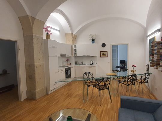 3-Zimmer Wohntraum im Schloss! - Foto 1