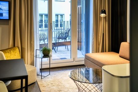 "Neues möbliertes 2-Zimmer-Apartment an sehr zentraler Lage in Altdorf" - Foto 2