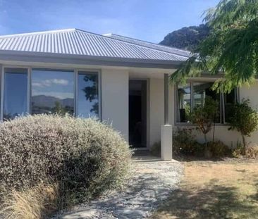 Long-Term Rental: Sunny 3-Bedroom Home in Family-Friendly Riverside... - Photo 5