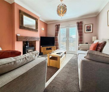 3 bedroom semi-detached house to rent - Photo 1