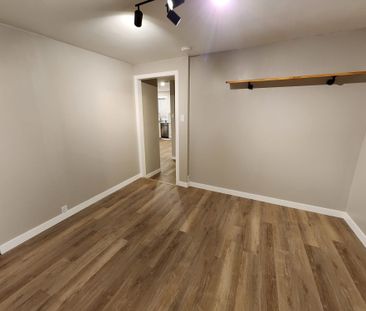 For Lease - 233 Hector-Hotte Way Unit# 2nd Floor, Vanier and Kingsv... - Photo 2