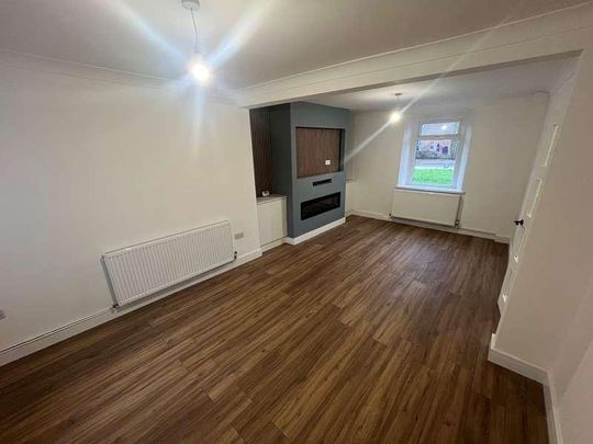 Merchants Hill, Wainfelin, Pontypool, NP4 - Photo 1