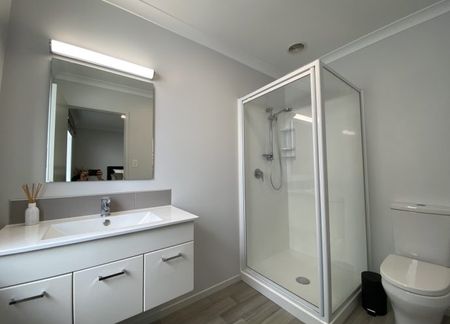 Quiet Convenience - Photo 5