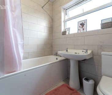 5 bedroom terraced house to rent - Photo 4