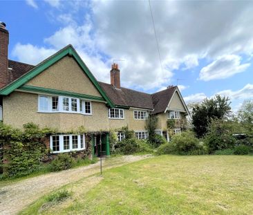 4 bedroom house in a semi rural location surrounded by open farmland. - Photo 5