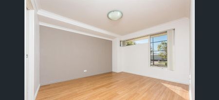 4x2 Family Home with Multiple Living Areas in Butler! - Photo 5