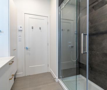 Logement 4 1/2 à louer demi sous-sol - Photo 3