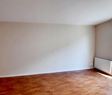 Location Appartement 2 pièces 46m² - Photo 2