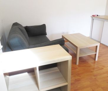 Studio Meublé, 25m², Av Carnot, Nîmes centre, 430€ H.C - Photo 2