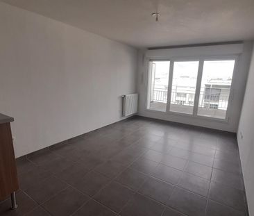 location Appartement T3 DE 52.16m² À ATHIS MONS - Photo 4