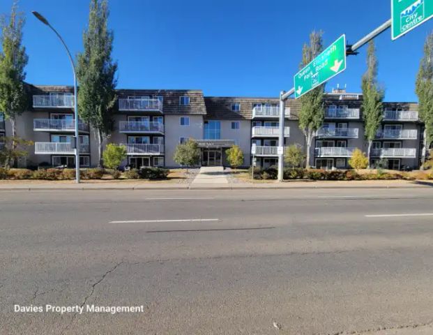 8604 Gateway BLVD NW - #307 | 8604 Gateway Boulevard Northwest, Edmonton - Photo 1