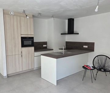 Gelijkvloers appartement te huur in Schellebelle - Photo 2