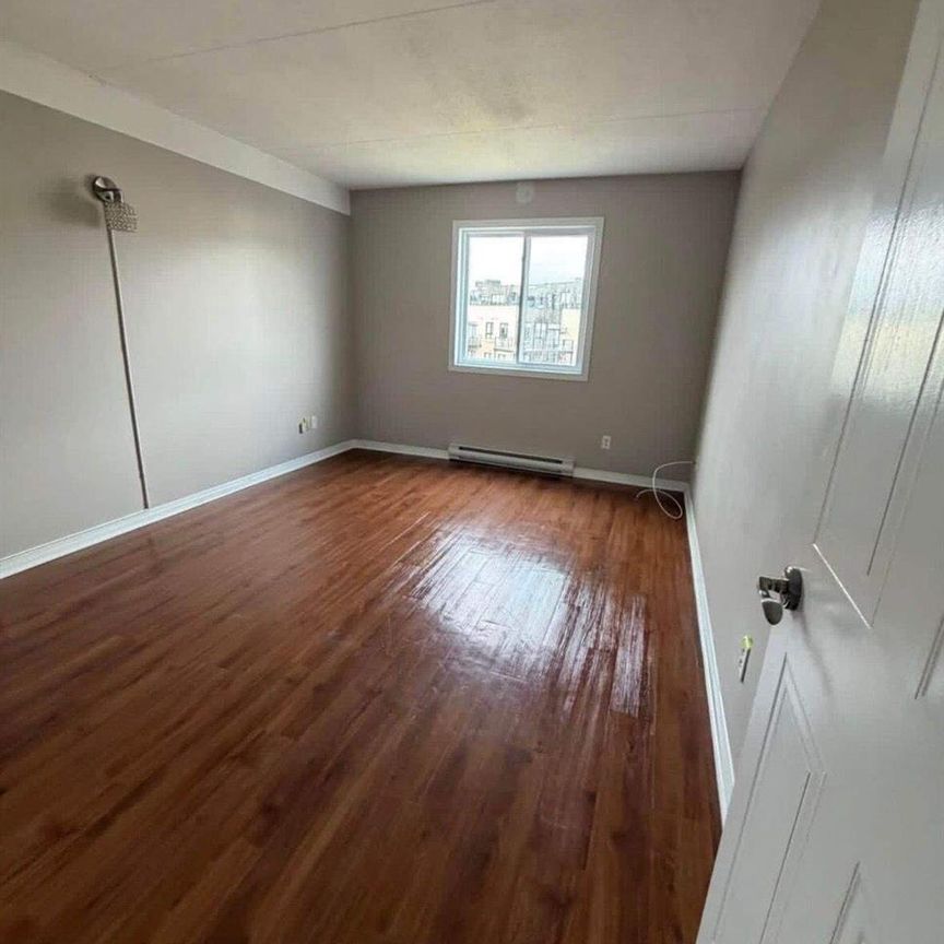 2 CH - 1 SDB - Gatineau - $1,720 /mo - Photo 1