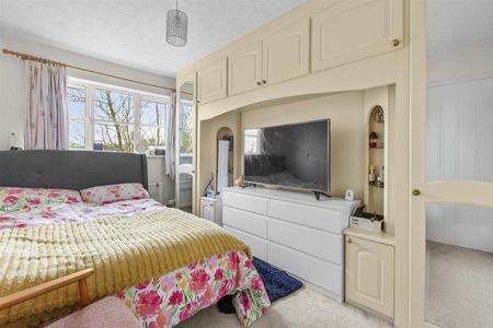 Vanguard Close, High Wycombe - Photo 4