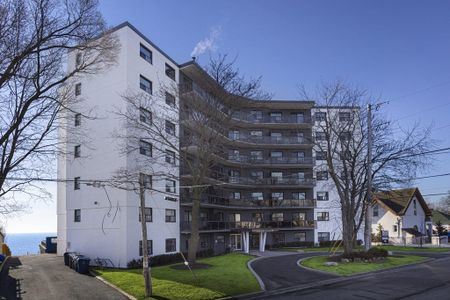 Lakeshore Apartments - Photo 2