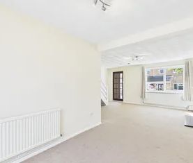 Russet Close, Market Harborough - Photo 1