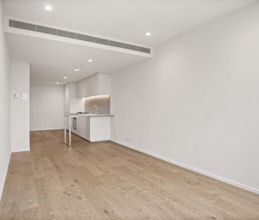 2912 / 70 Southbank Boulevard - Photo 3