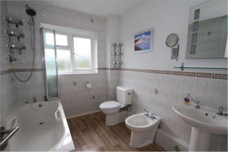 1 bedroom property to rent - Photo 5