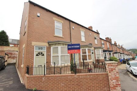 3 bedroom House To Let - Photo 2