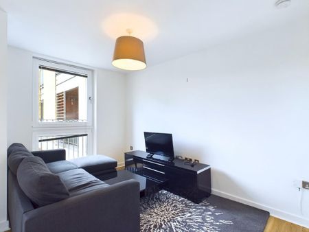 2 bedroom apartment to rent - Photo 2