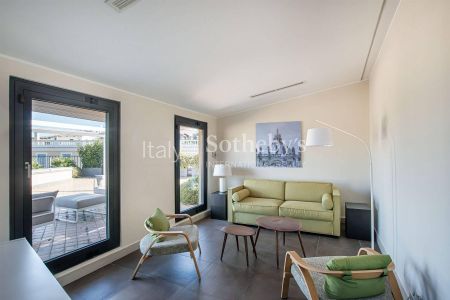 Attico con terrazza panoramica - Photo 2