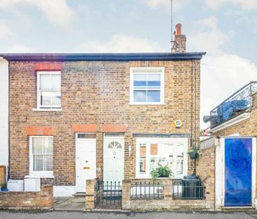 York Road, TW10, London - Photo 2