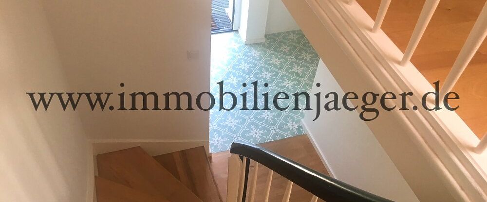 Othmarschen - Trenknerweg - Energetisch wohnen im Reiheneckhaus mit Terrasse - Garten - Vollkeller - Foto 1