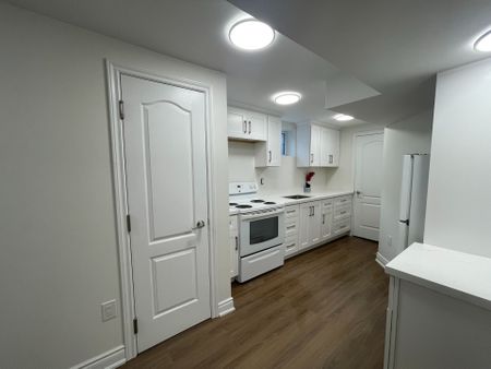 For Lease - 139 Riverview Street Unit# Lower Unit, Oakville, Ontario - Photo 2