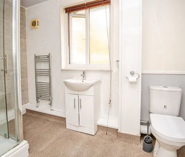 West Pinfold - Photo 4