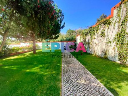 3 bedroom luxury Apartment for rent in Oeiras, Lisbon - Photo 2