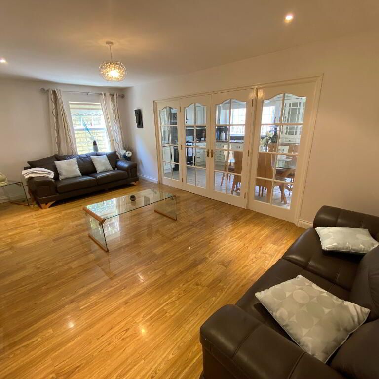 6 MONTH RENTAL, 1 Strangford Park, Downpatrick, BT30 6WQ - Photo 1