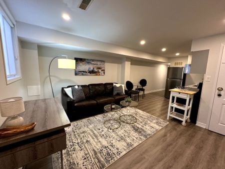 For Lease - 49 Leslie Street Unit# Bsmt, Toronto, Ontario - Photo 3