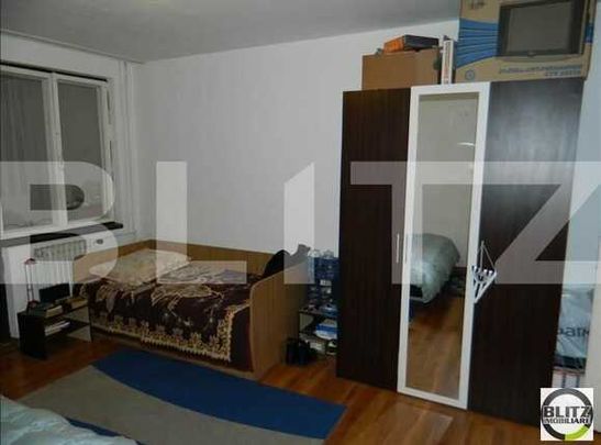 Apartament 1 camera, 30 mp utili, semidecomandat, zona strazii Bucegi! - Fotografie 1