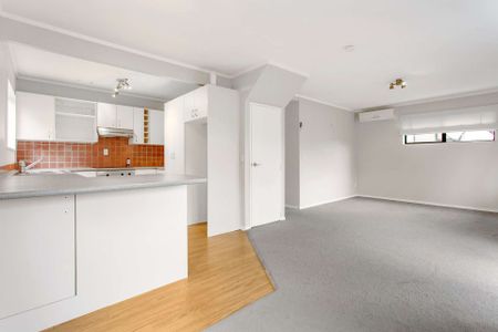 Walking Distance to Mt Eden Village - Photo 4