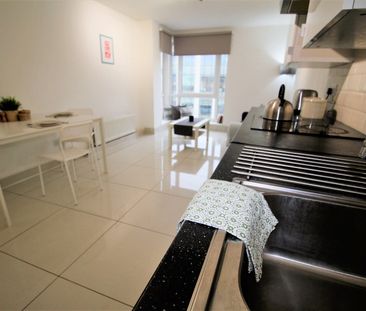 3 Bedroom Apartment - Photo 1