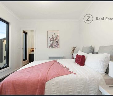 Z. - Perfectly Position Ultramodern Style -Z. - Photo 6