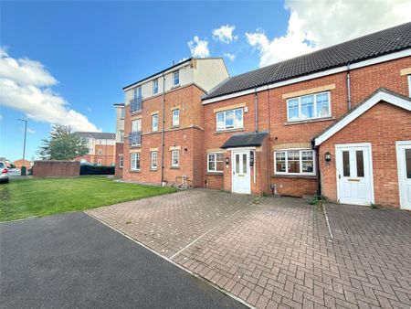 3 bedroom terraced house to rent - Photo 3