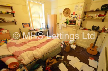5 Bedroom Mid Terraced House for rent in Norwood Terrace - Photo 3