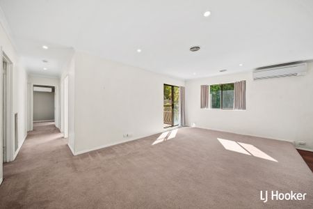 6 Galvin Place, Holt ACT 2615 - House For Rent | Domain - Photo 5